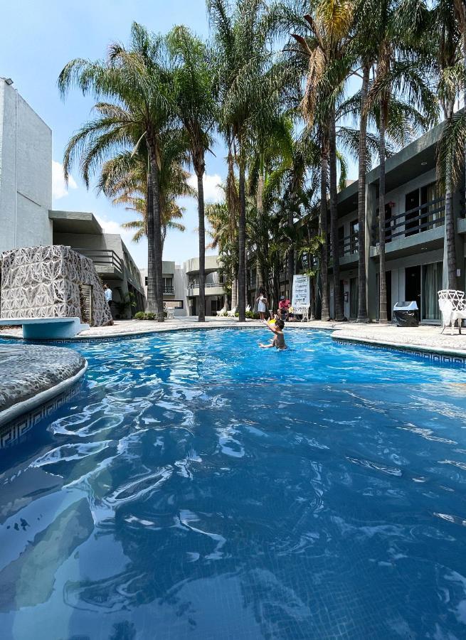Hotel Suites Del Real Zapopan Luaran gambar