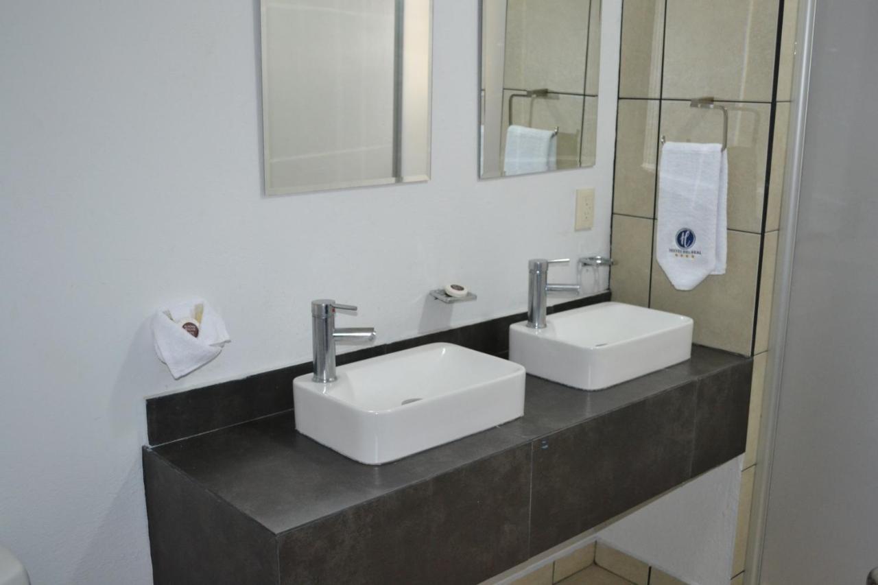 Hotel Suites Del Real Zapopan Luaran gambar